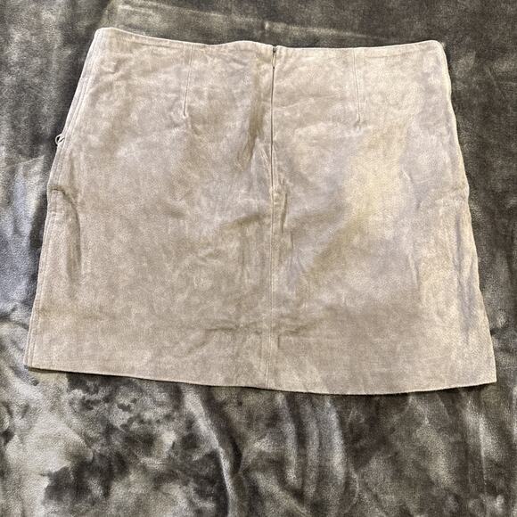 BLANKNYC-Suede Leather Lined Mini Skirt-Lace Up Faux Wrap-Smoky Gray-Size 30 - Picture 13 of 16